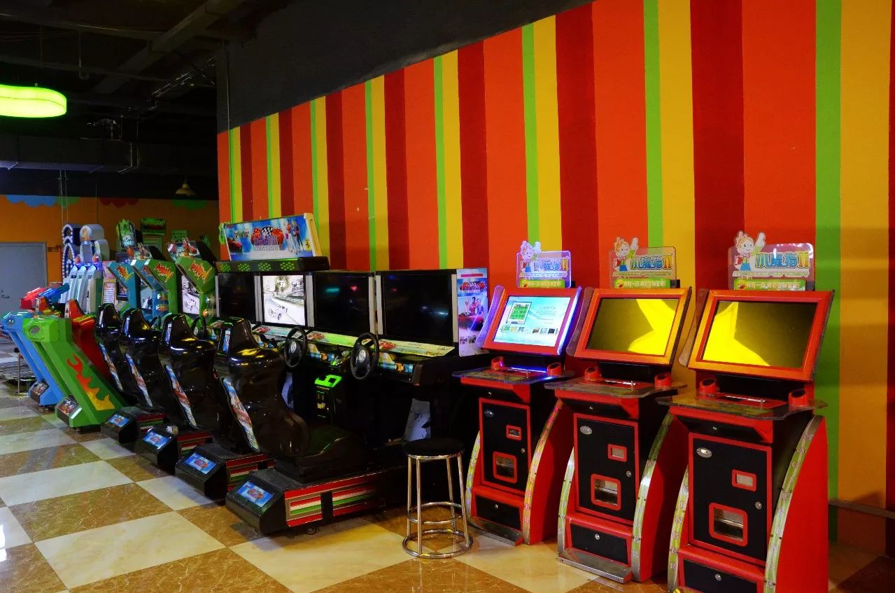 快搶?zhuān)?.9元玩到嗨！聊城這家電玩城賠錢(qián)賺吆喝，淘氣堡成遛娃新寵